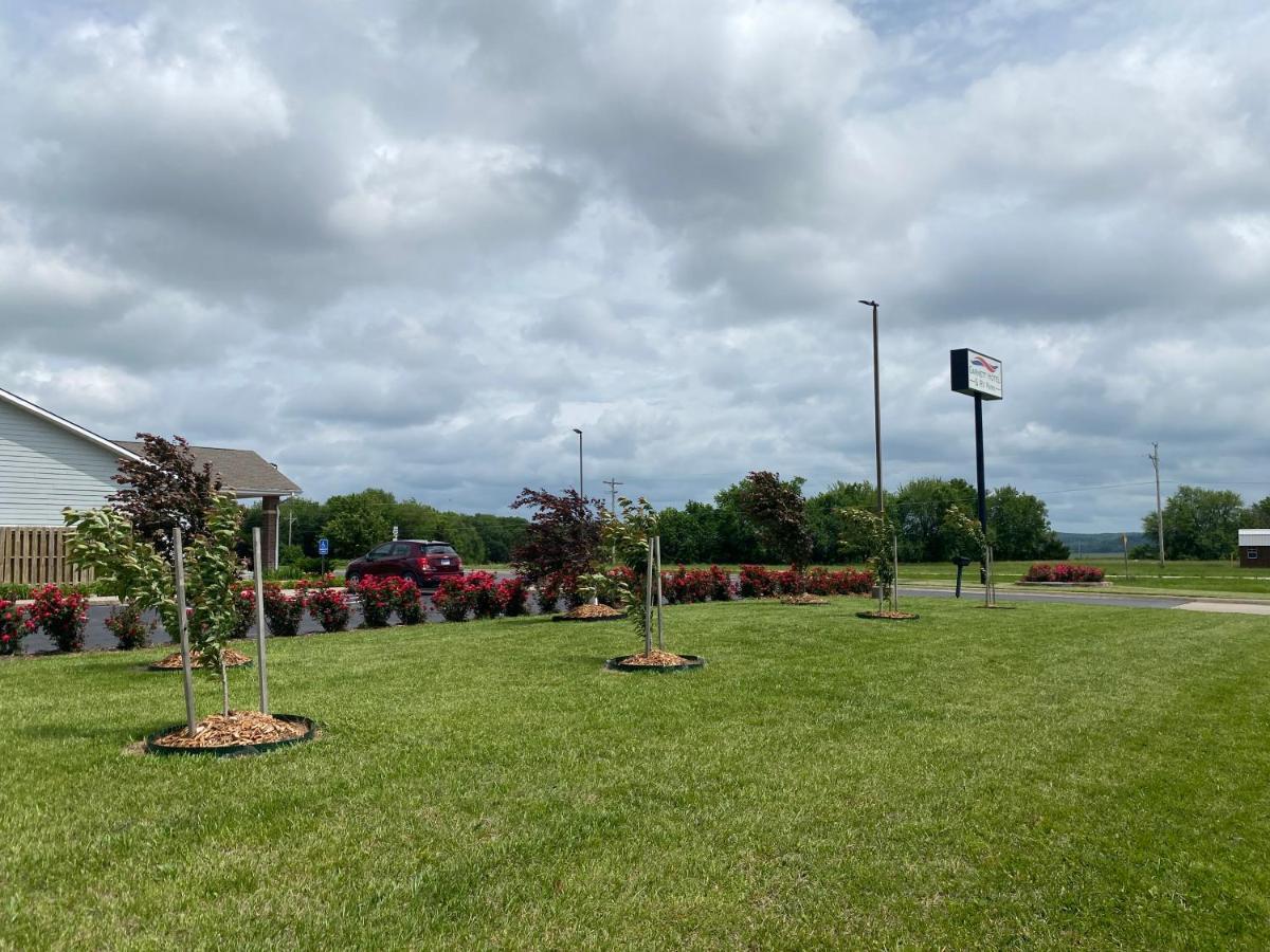 Garnett Hotel & Rv Park Bagian luar foto