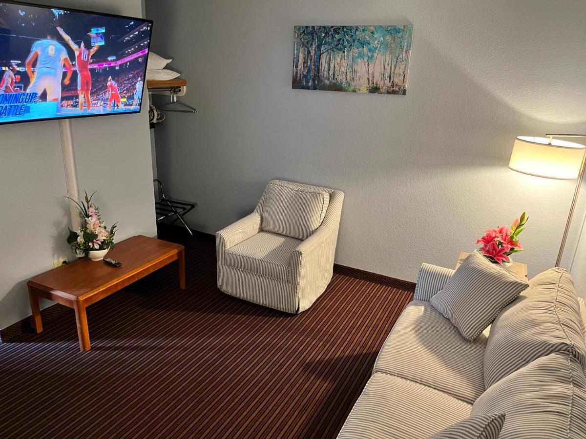 Garnett Hotel & Rv Park Bagian luar foto