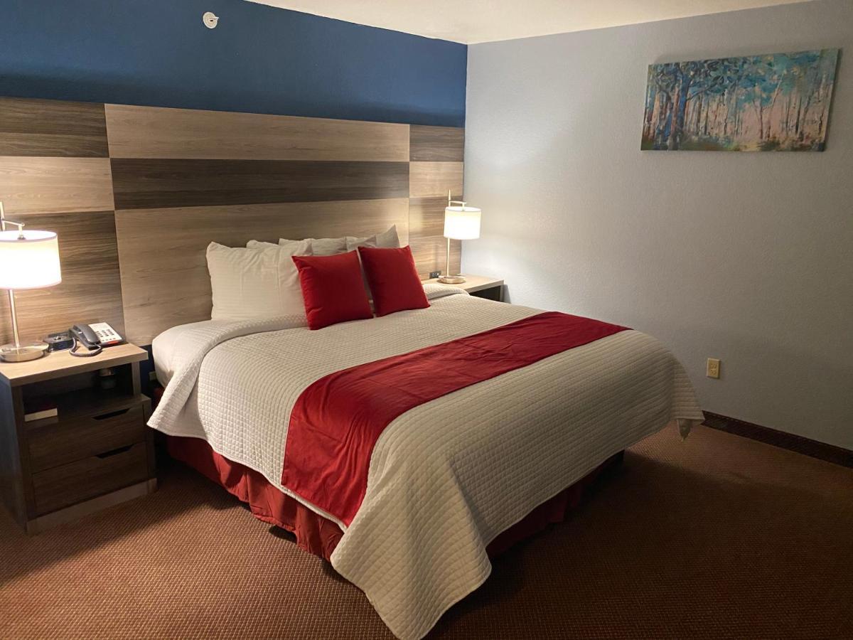 Garnett Hotel & Rv Park Bagian luar foto