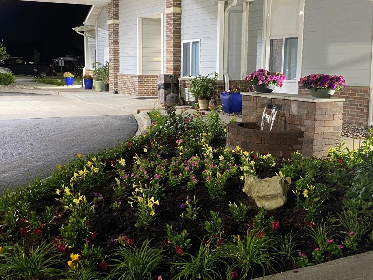 Garnett Hotel & Rv Park Bagian luar foto
